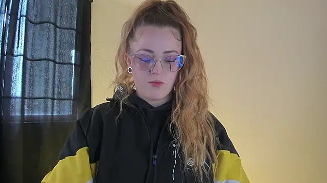 tekila   online show from 03/11/25, 07:47