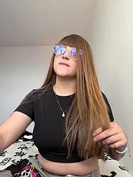 tekila   online show from 11/19/25, 09:04