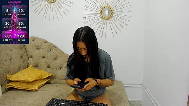 Valeria Fitness online show from 12/21/24, 04:09