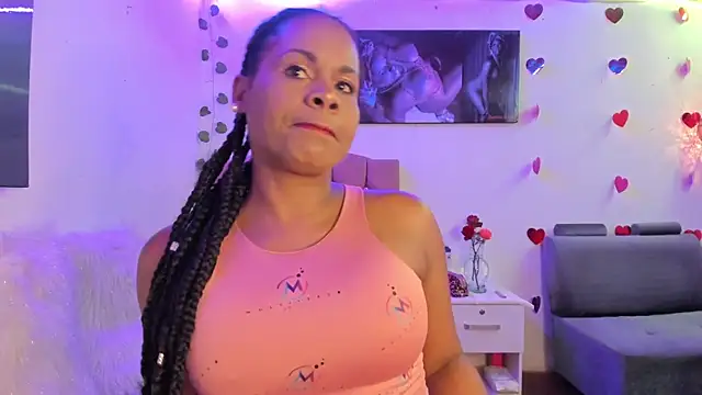 Camille rose  online show from 02/25/25, 07:47