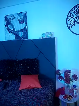 Camille rose  online show from 09/19/25, 08:31