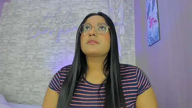 ellamontoya online show from 03/21/25, 04:39