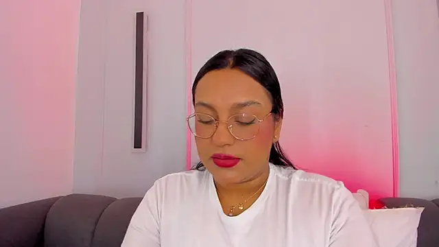 ellamontoya online show from 11/27/25, 12:29