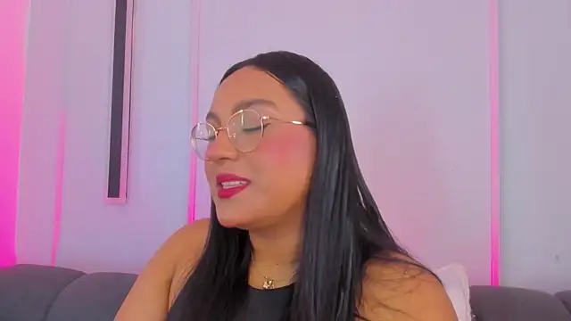 ellamontoya online show from 12/03/25, 12:36