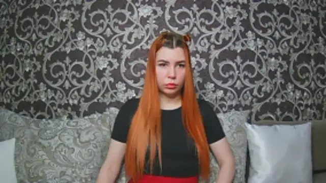 Snapshot of ElllaNuar chatting on 02/09/26, 02:15 ElllaNuar online show from 02/09/26, 02:15