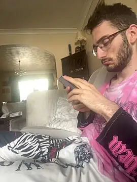 EE123458 online show from 09/12/25, 01:11