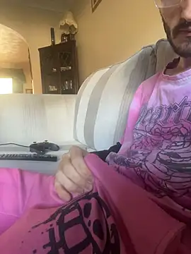 EE123458 online show from 10/23/25, 01:21