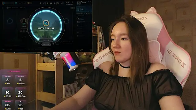 MoonlishSiren online show from 03/03/26, 09:21