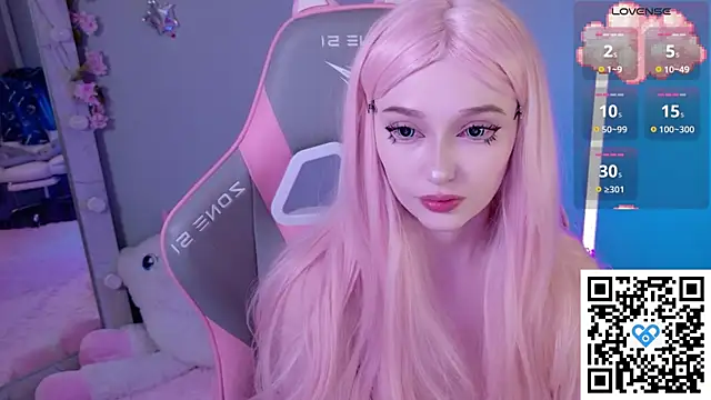 Snapshot of White_kitty01 chatting on 05/18/26, 03:07 White kitty01 online show from 05/18/26, 03:07