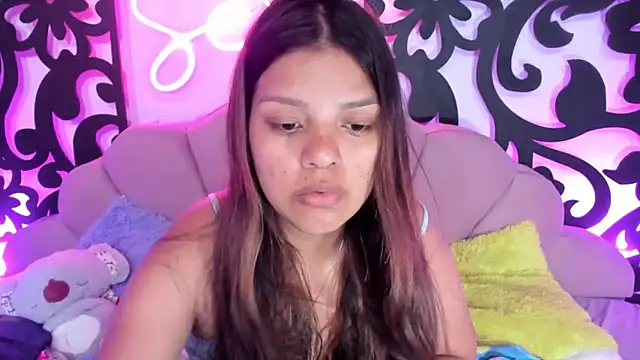 Snapshot of your_little_naughty1 chatting on 01/02/25, 04:52 your little naughty1 online show from 01/02/25, 04:52