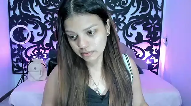 Snapshot of your_little_naughty1 chatting on 01/08/25, 02:03 your little naughty1 online show from 01/08/25, 02:03