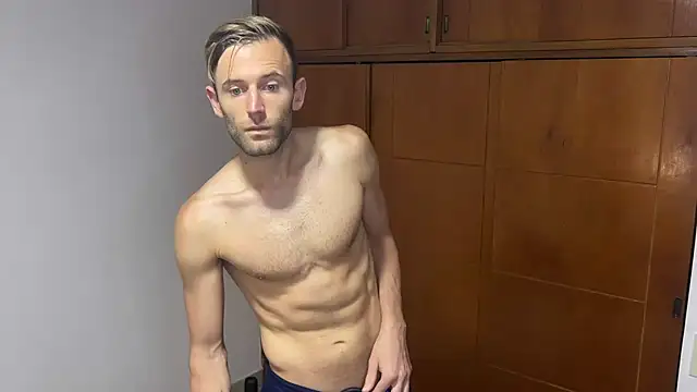 aquilesmade online show from 12/03/24, 02:49