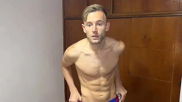 aquilesmade online show from 12/15/24, 03:42