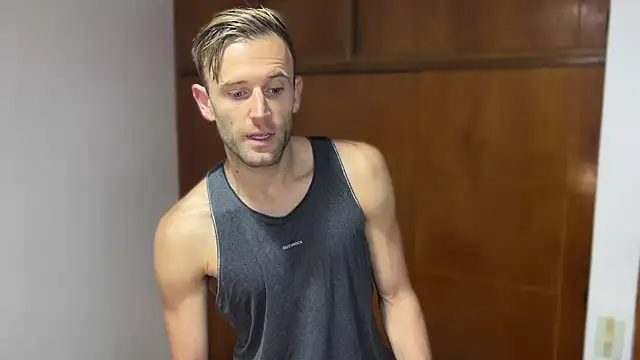 aquilesmade online show from 12/30/24, 04:19