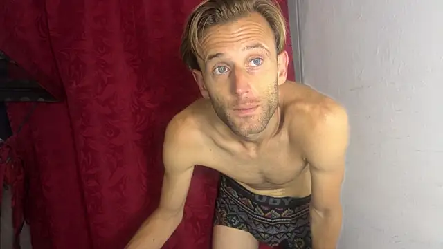 aquilesmade online show from 10/08/25, 04:37