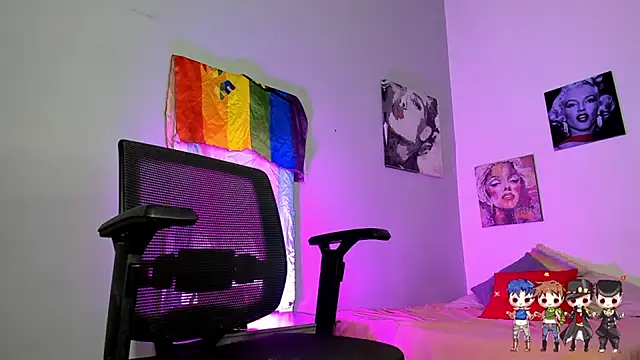 Charlotte Joestar online show from 03/07/25, 12:56