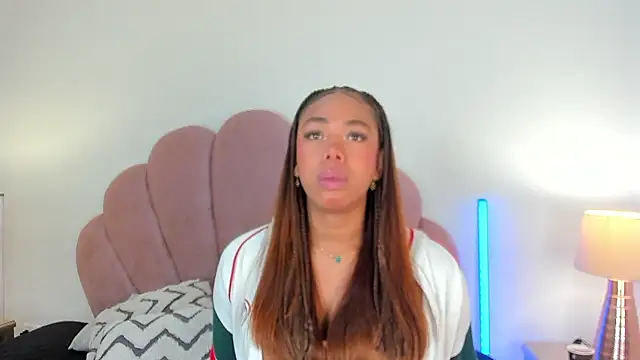 Nicole Paradise online show from 01/14/26, 12:55