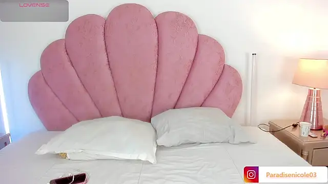 Nicole Paradise online show from 05/31/26, 01:07