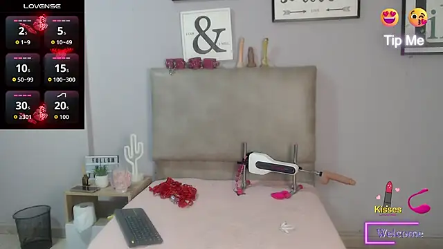 SophiaMeyerst online show from 04/24/26, 03:14