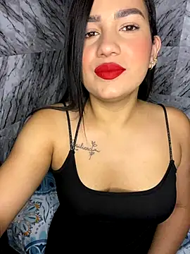 Cumming Tiffani online show from 10/24/25, 11:28