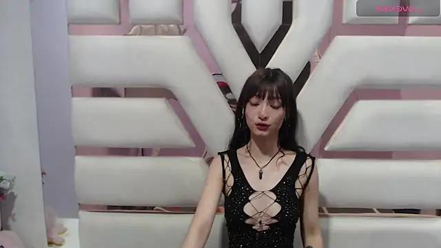 Snapshot of Aurora_18 chatting on 02/28/25, 12:43 Aurora 18 online show from 02/28/25, 12:43