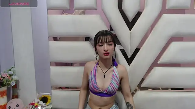 Snapshot of Aurora_18 chatting on 03/09/25, 12:10 Aurora 18 online show from 03/09/25, 12:10