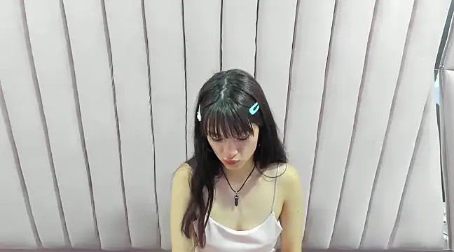 Snapshot of Aurora_18 chatting on 03/12/25, 12:53 Aurora 18 online show from 03/12/25, 12:53