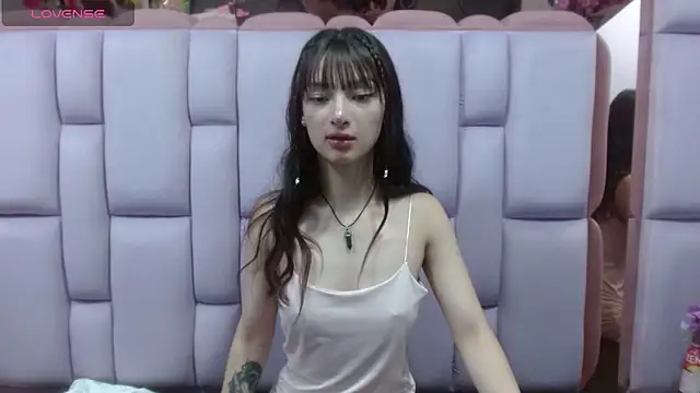 Snapshot of Aurora_18 chatting on 03/23/25, 12:15 Aurora 18 online show from 03/23/25, 12:15