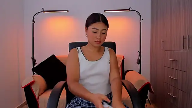 cloy baby   online show from 09/23/25, 11:24