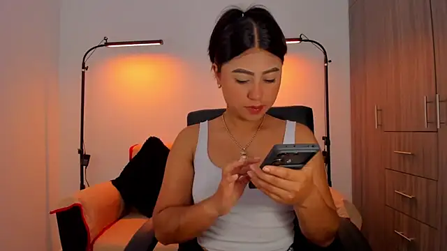 cloy baby   online show from 11/25/25, 10:48