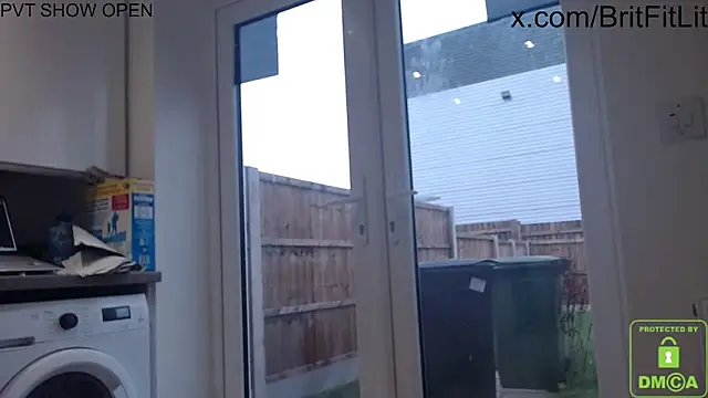 BritishHappyEnding online show from 01/01/25, 12:22