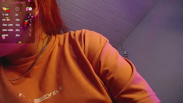 Layna cold online show from 02/18/25, 10:14