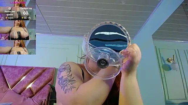 Layna cold online show from 09/24/25, 01:03