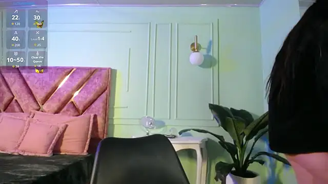 Layna cold online show from 11/21/25, 12:37