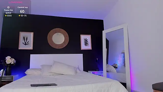 VioletPaket online show from 02/27/26, 03:34