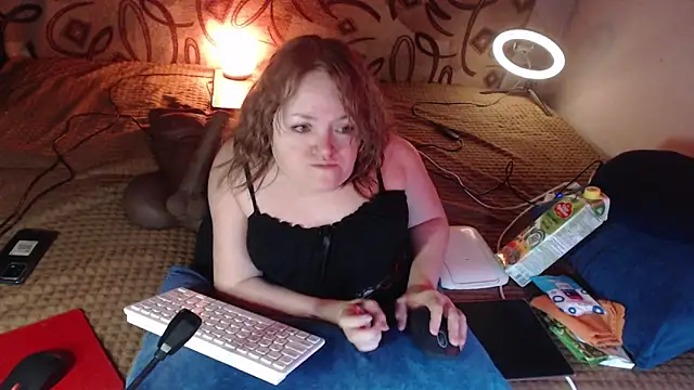 MiniNatalie online show from 01/28/25, 10:12