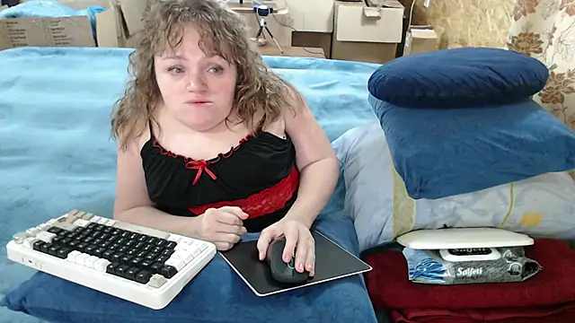 MiniNatalie online show from 09/09/25, 04:34