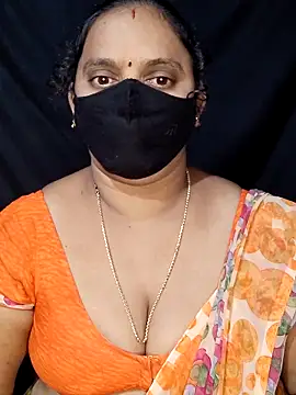 Snapshot of vintage-vibs chatting on 01/23/25, 10:33 vintage-vibs online show from 01/23/25, 10:33