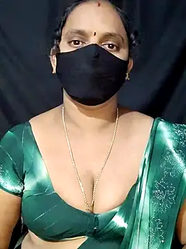 Snapshot of vintage-vibs chatting on 01/24/25, 12:20 vintage-vibs online show from 01/24/25, 12:20