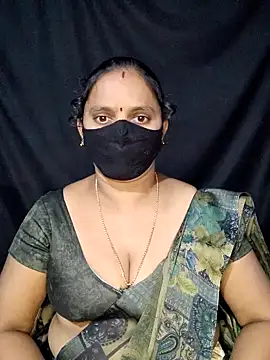 Snapshot of vintage-vibs chatting on 01/25/25, 09:15 vintage-vibs online show from 01/25/25, 09:15