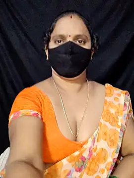 Snapshot of vintage-vibs chatting on 01/28/25, 05:46 vintage-vibs online show from 01/28/25, 05:46