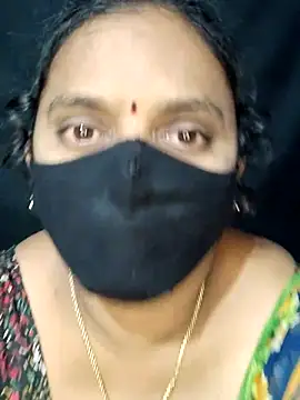 Snapshot of vintage-vibs chatting on 02/27/25, 05:47 vintage-vibs online show from 02/27/25, 05:47