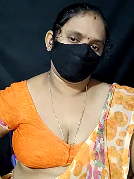 Snapshot of vintage-vibs chatting on 03/02/25, 05:58 vintage-vibs online show from 03/02/25, 05:58