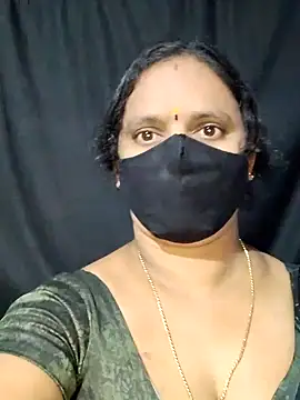 Snapshot of vintage-vibs chatting on 03/09/25, 04:16 vintage-vibs online show from 03/09/25, 04:16