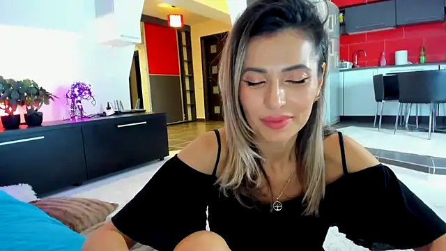 Snapshot of MissSmiley26 chatting on 03/01/25, 12:17 MissSmiley26 online show from 03/01/25, 12:17