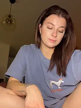 Mia-Minou online show from 02/01/26, 12:20