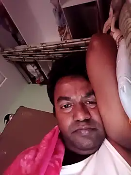Snapshot of PVNRAO0831 chatting on 11/14/25, 06:34 PVNRAO0831 online show from 11/14/25, 06:34
