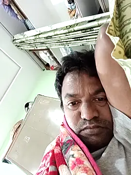 Snapshot of PVNRAO0831 chatting on 11/16/25, 03:12 PVNRAO0831 online show from 11/16/25, 03:12