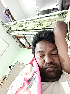Snapshot of PVNRAO0831 chatting on 11/22/25, 07:29 PVNRAO0831 online show from 11/22/25, 07:29