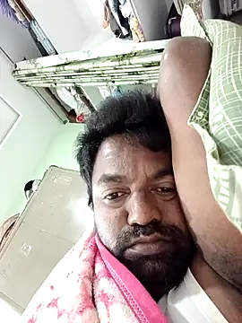 Snapshot of PVNRAO0831 chatting on 11/29/25, 04:32 PVNRAO0831 online show from 11/29/25, 04:32